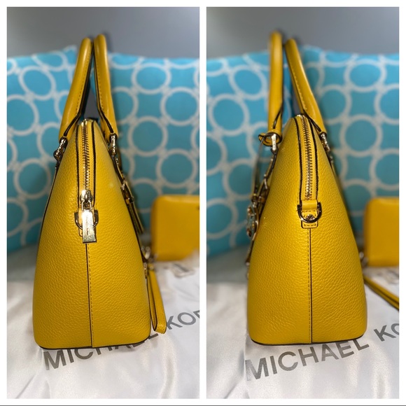 SOLD Michael Kors Sunflower Bedford Legacy Med Dome & Jet Set Sunflower Wallet - Picture 10 of 16